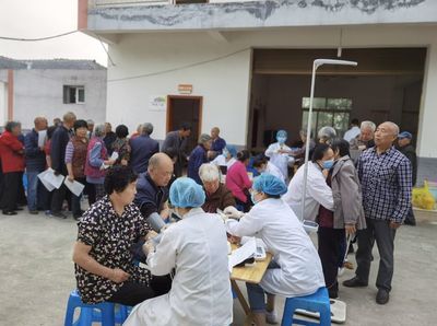 我服務(wù) 你健康——彭州市三界社區(qū)衛(wèi)生服務(wù)中心以八項(xiàng)行動(dòng)筑牢健康防線